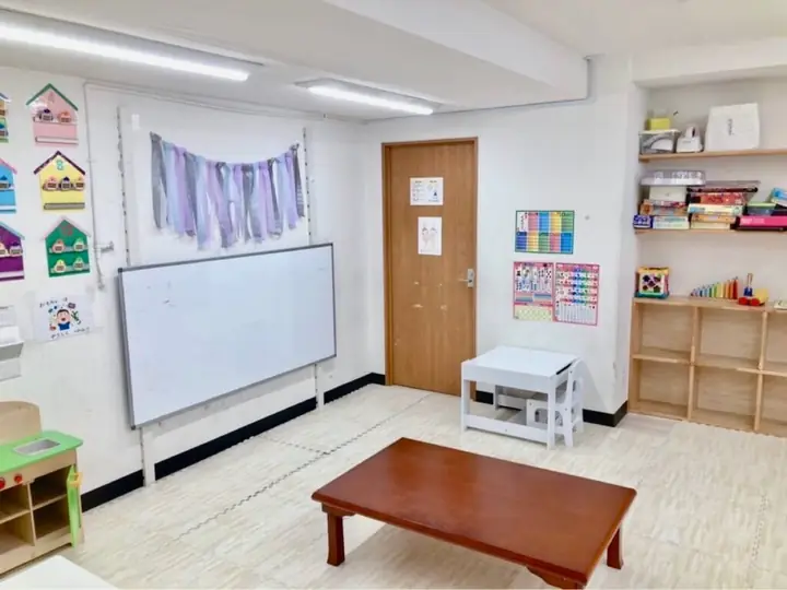 はなまる東天満 内観